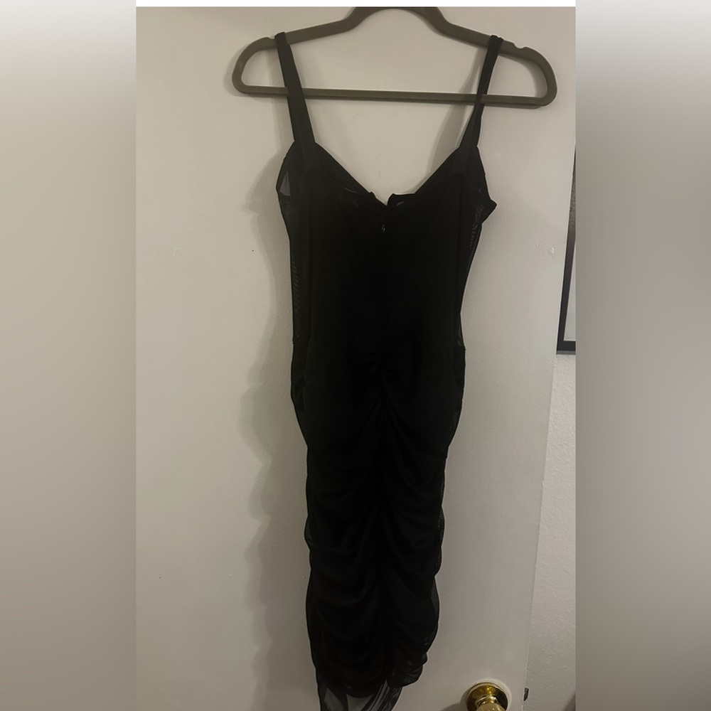 Elegant Black Sleeveless Dress